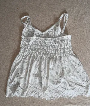 White top Size M thumbnail 3