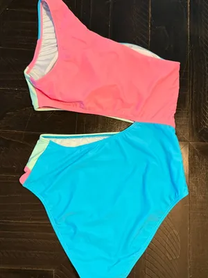 Cupshe Women's Medium M NWT Color Block One Shoulder Cutout One-piece Swimsuit thumbnail 4