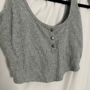FP Movement Luxe Rib Snap Cropped Tank Gray Size Small thumbnail 5