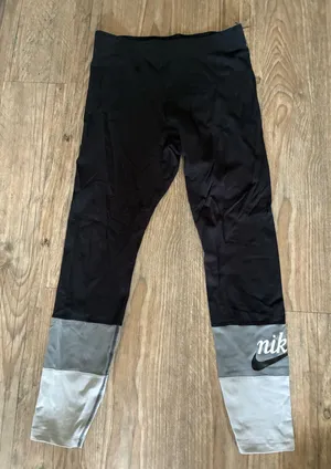 Nike Black Leggings with Gray Colorblock Panels thumbnail 1