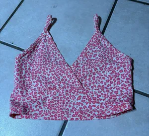 Brandy Melville Top one size  thumbnail 1