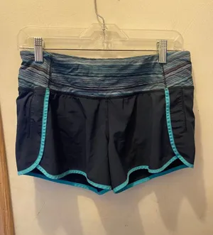 (6) Lululemon shorts thumbnail 1