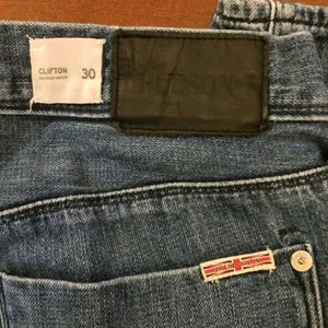Hudson Jeans Clifton 30 medium wash jeans thumbnail 6