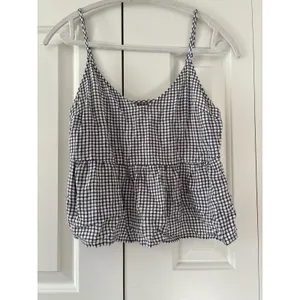 Abercrombie & Fitch XS Gingham Peplum Tank Top thumbnail 2