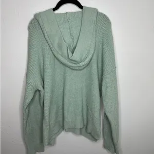 Aerie V-Neck Waffle Knit Oversized Sweater Women's Size Medium Drop Shoulder thumbnail 2