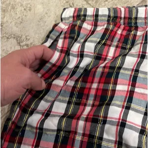 Victoria’s Secret Women's Plaid Pajama PJ Pants Medium Red Black thumbnail 5