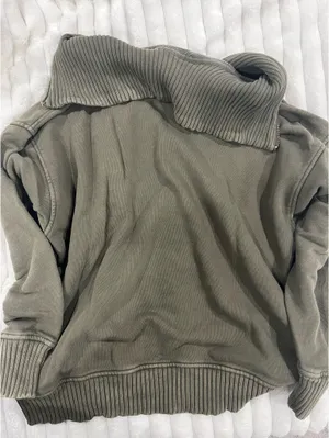 Aerie Quarter-Zip Sweatshirt thumbnail 2