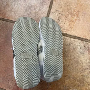 Volatile kicks sneaker with a silver detail size 7 White thumbnail 5