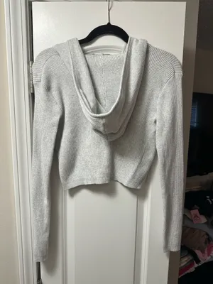 Brandy Melville Zip up hoodie thumbnail 4