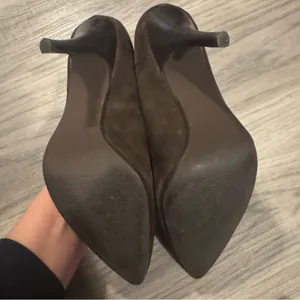 Steve Madden Size 8.5 Brown Suede Leather 4 Pointed Toe Heels thumbnail 5
