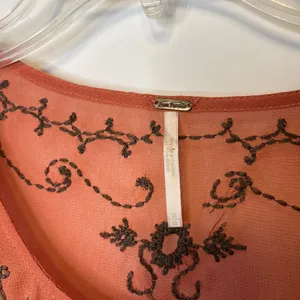 Free People Pennies Sequel Embroidered Peasant Semi-Sheer Blouse Sz M thumbnail 12