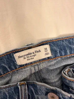 Abercrombie Mid-Rise Jeans 90s Straight thumbnail 4