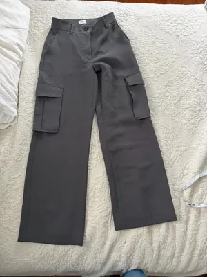 Aritzia Wilfred High-Rise Wide Leg Cargo trousers - Charcoal size 2 thumbnail 1