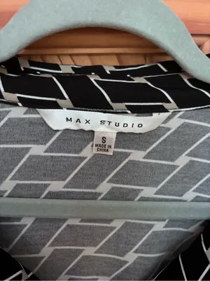 Max Studio Black and White Geometric Dress thumbnail 5