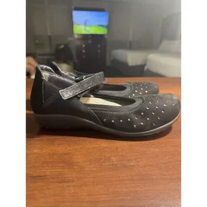 Naot Matua Suede Patent Mary Jane Size 38 US 7-7.5 Black Comfort Shoe thumbnail 4
