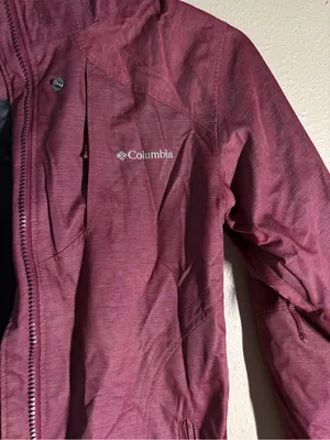 Columbia Rain Jacket in Maroon | Women’s XS, excellent condition thumbnail 9