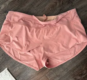 Lululemon Shorts thumbnail 1