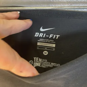 Nike Women's Dri-Fit Legend Classic Fit Leggings Wide Leg Black Size Medium‎ thumbnail 2