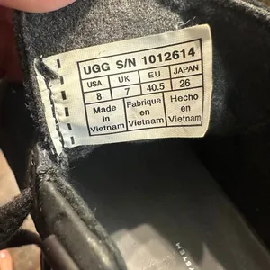 UGG luxe minimalist size 8 black lace up sneakers thumbnail 5
