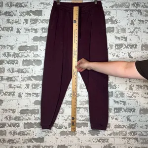 Gymshark | women maroon jogger sweat pants thumbnail 4