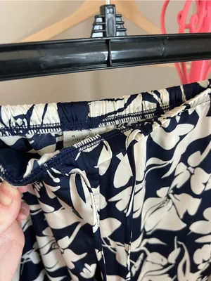 A New Day Navy and White Floral Wide-Leg Silky Pants thumbnail 4
