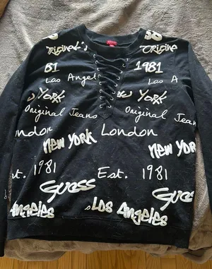 Sweater thumbnail 1