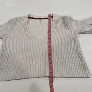 Free People Cream Cropped Bell Sleeve Sweater Women XS Boho Knit V Neck Top thumbnail 7