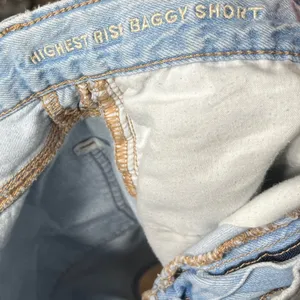 American‎ Eagle Denim Highest Rise Baggy Shorts Distressed Rips Raw Hem Size 4 thumbnail 8