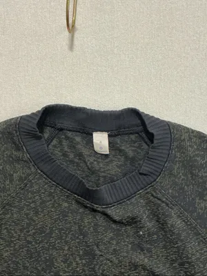 lululemon athletica Men's Charcoal Crewneck Sweater thumbnail 2