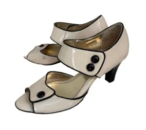 EuroSofft by Sofft Two Tone Patent Leather Mary Jane Heels Pumps Size 8 thumbnail 1