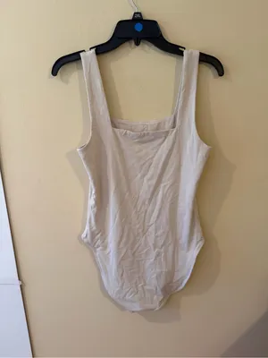 Old Navy Biege Square-Neck Bodysuit NEVER WORN thumbnail 2