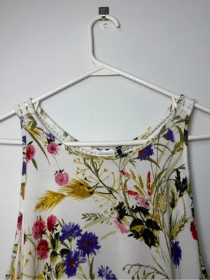 Anthropologie Akemi + Kin Sleeveless Floral Bohemian Top with Crochet Back Sz XL thumbnail 2