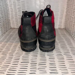 Sorel Out N About Plus Waterproof Duck Boots Red Black Buffalo Plaid Womens 8.5 thumbnail 3