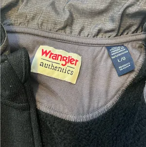 Wrangler Pullover thumbnail 2