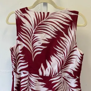 Ann Taylor Red White Palm Leaf Tropical V-Neck Cotton Sleeveless Top Size 8 thumbnail 5