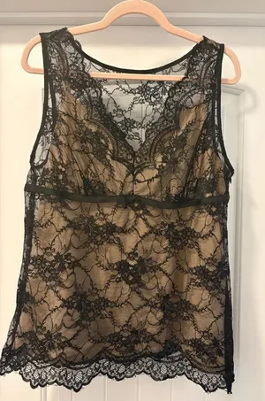 LOFT Black Lace Overlay Tank with Nude Lining Scalloped Edge Size 14 Y2K thumbnail 1