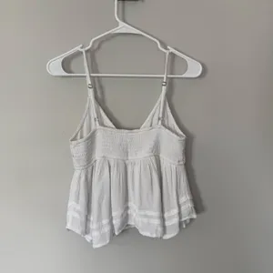 Hollister White Lace Babydoll Cami Tank Top thumbnail 2