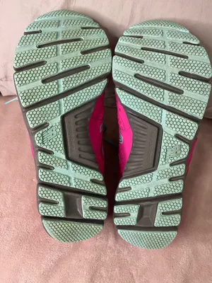 New Balance 550v3 Womens Running Shoes Size 7.5 thumbnail 6