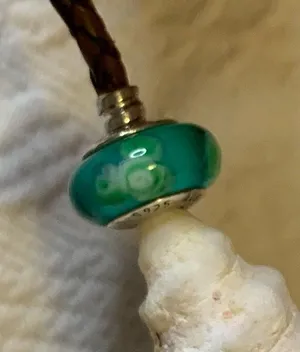 ʕ·ᴥ·ʔ Authentic Retired Pandora Captivating Green Floral Murano Glass Charm 925 thumbnail 5