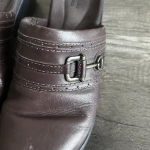 Clarks Collection Shoes Womens Size 8.5M Leather Mule Slip On Comfort Loafer‎ thumbnail 3