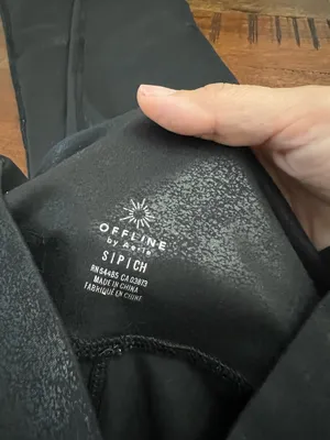 OFFLINE By Aerie Crossover Crackle Leggings Small Black 26 Inseam thumbnail 2