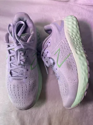 New Balance White Shoe with Neon Green Accents thumbnail 5