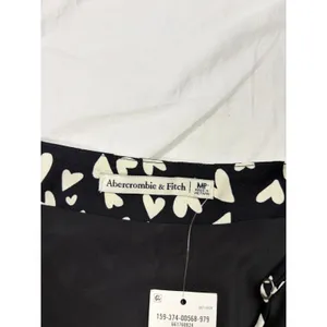 NWT Abercrombie & fitch womens black cream hearts mini dress. silky feel Size MP thumbnail 5