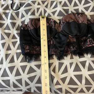 Mistress Rocks LA Black Tan Lace Satin Sleeveless Cropped Bustier Top Size‎ M thumbnail 13