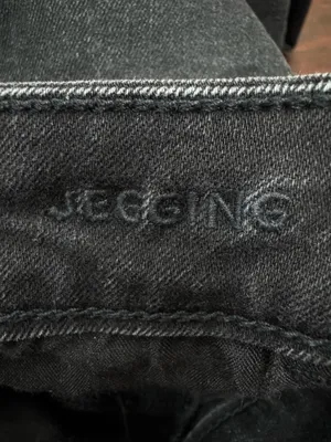 American Eagle Next Level Stretch Black Jeggings Size 10 Short thumbnail 6