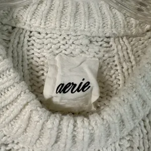 Aerie Cream White Cable Knit Sweater Chunky Cotton Blend Crew Neck Small thumbnail 4