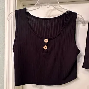 Adorable SHEIN matching set! Brand new condition! 🖤 thumbnail 3
