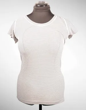 Women’s Lululemon White Swiftly Tech Hip Length Crew Neck Tee Size 6 thumbnail 1