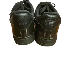 Nike Air Force 1 '07 Triple Black Sneakers Shoes Womens Size 10 Leather‎ thumbnail 2