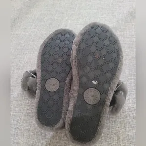 UGG WOMENS"S thumbnail 3